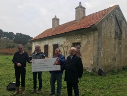 ANGX, Conservatoire du littoral, Commune et Fondation du Patrimoine unis pour la r�alisation du Conservatoire de l'abeille noire