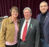 Simon Uzenat, s�nateur du Morbihan � Groix Dimanche pour remercier les maires de leur engagement et d�vouement pour Groix